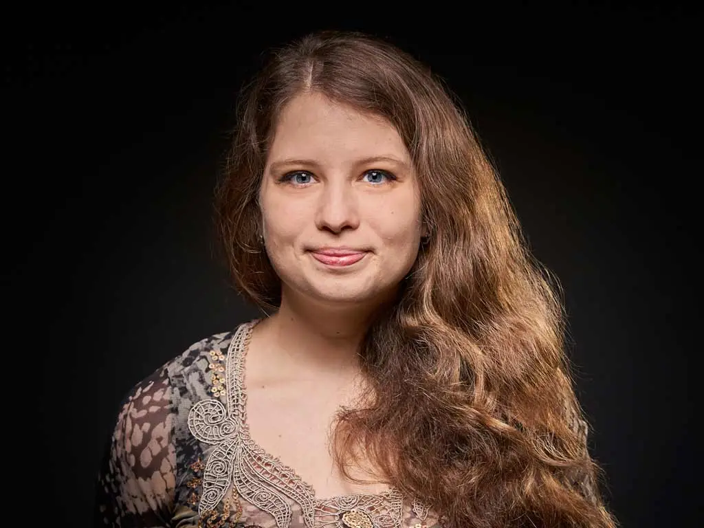 Olga, Piano teacher at LMT Music Academy