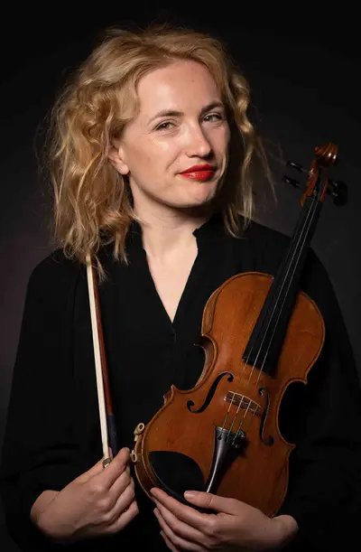 Vira, teacher at LMT Music Academy